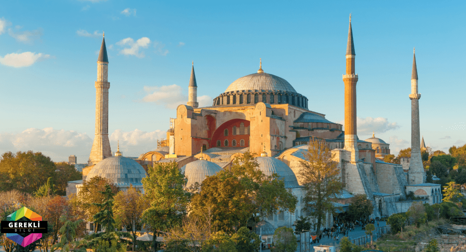 Ayasofya Camii'nin Gizemli Sırları